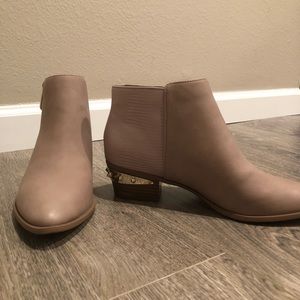 Circus by Sam Edelman Holt booties